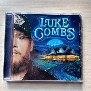 Luke Combs Gettin’ Old - CD - Cracked Case